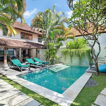 Super Value 4 Bedroom, Walk To Bintang Supermarket เซมินยัค ภายนอก รูปภาพ