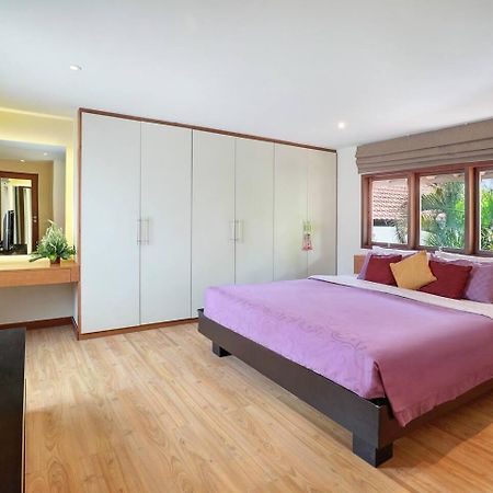 Super Value 4 Bedroom, Walk To Bintang Supermarket เซมินยัค ภายนอก รูปภาพ