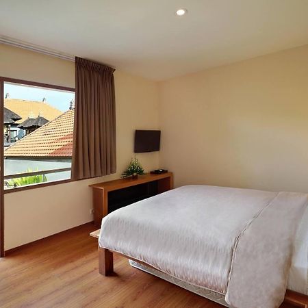 Super Value 4 Bedroom, Walk To Bintang Supermarket เซมินยัค ภายนอก รูปภาพ