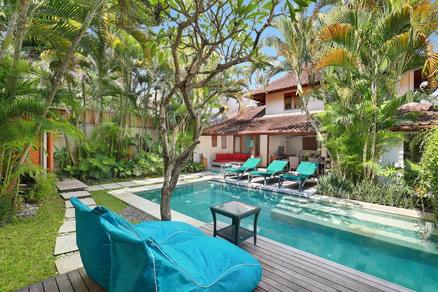 Super Value 4 Bedroom, Walk To Bintang Supermarket เซมินยัค ภายนอก รูปภาพ