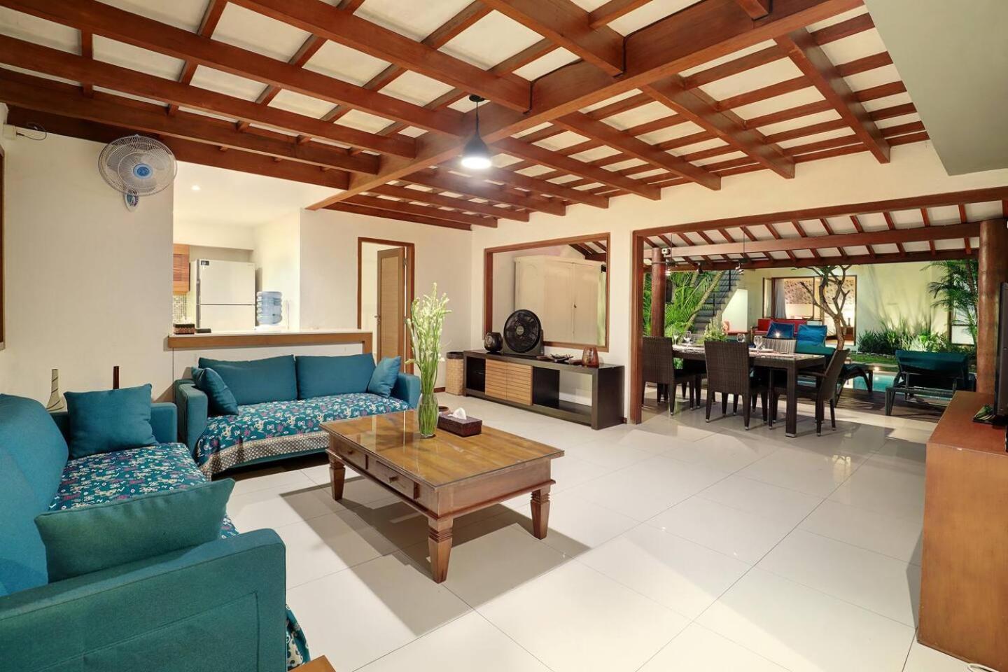 Super Value 4 Bedroom, Walk To Bintang Supermarket เซมินยัค ภายนอก รูปภาพ